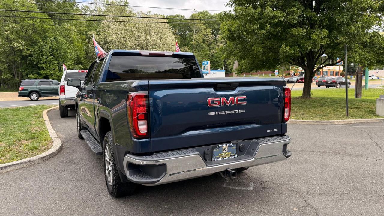 GMC Sierra 1500 SLE Crew Cab Short Box 4WD 2020