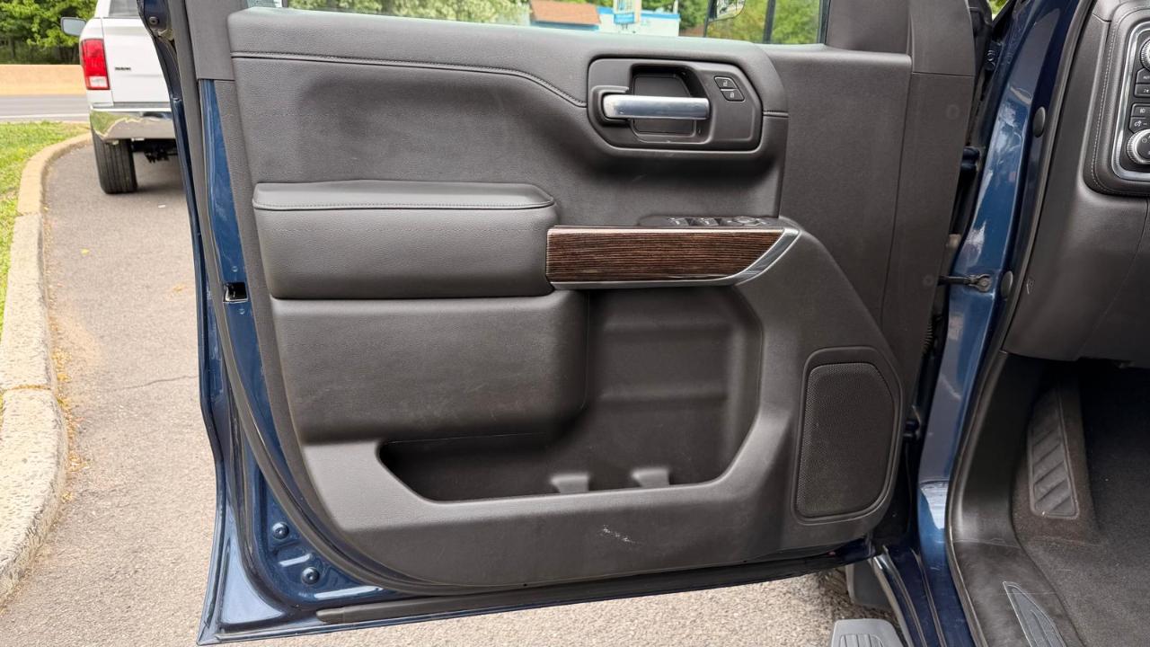 GMC Sierra 1500 SLE Crew Cab Short Box 4WD 2020