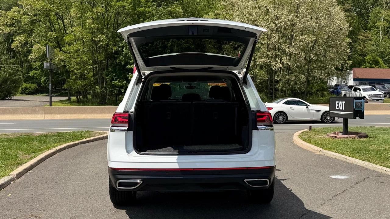 Volkswagen Atlas SE w/Technology 4MOTION 2021