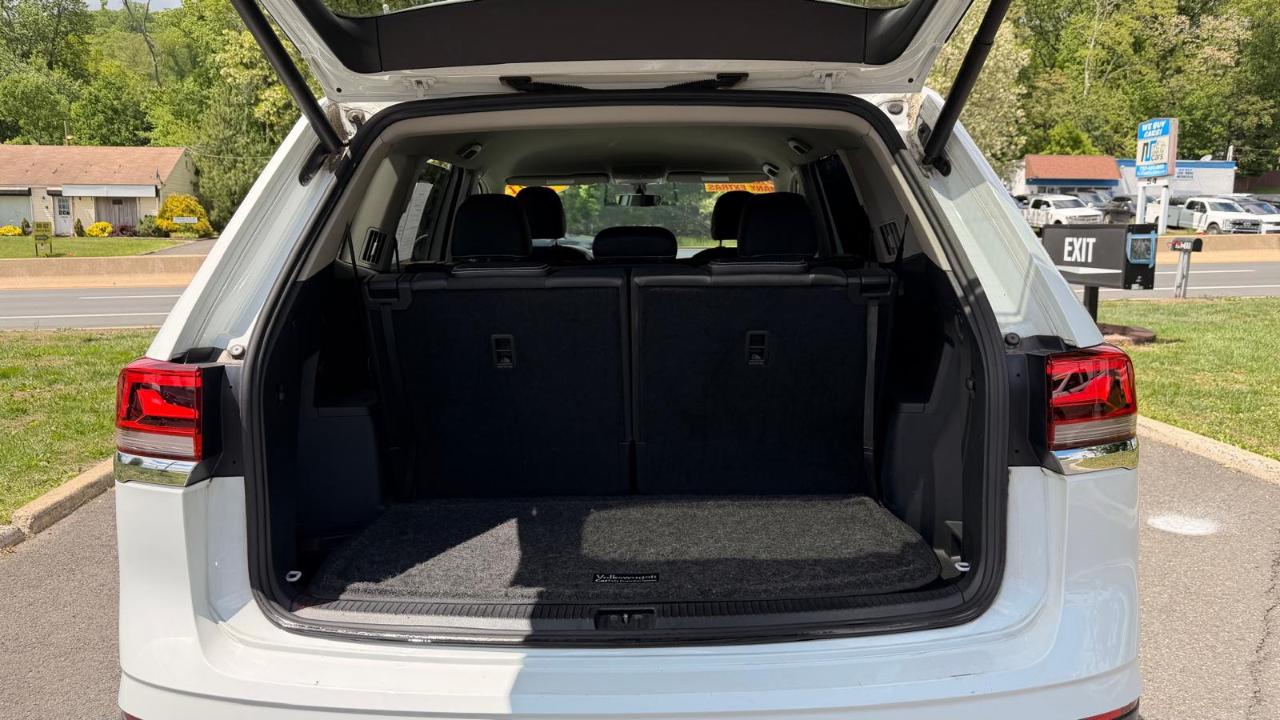 Volkswagen Atlas SE w/Technology 4MOTION 2021
