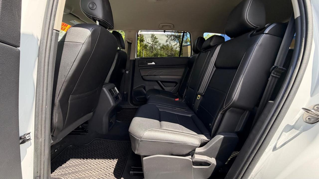 Volkswagen Atlas SE w/Technology 4MOTION 2021