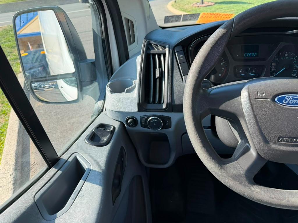 Ford Transit 150 Van Med. Roof w/Sliding Pass. 148-in. WB 2018