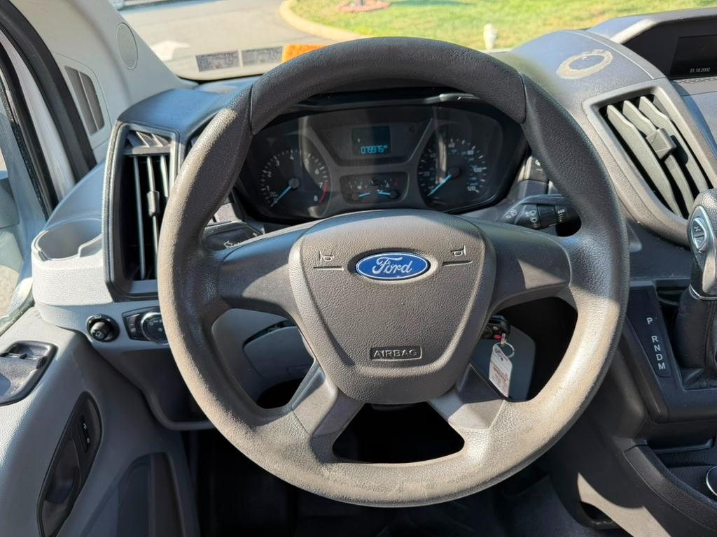 Ford Transit 150 Van Med. Roof w/Sliding Pass. 148-in. WB 2018