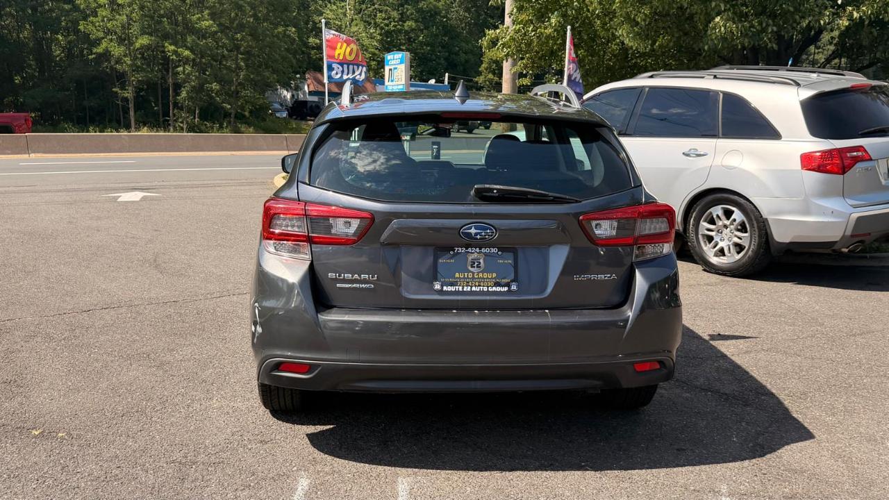 Subaru Impreza 2.0i Premium CVT 4-Door 2020