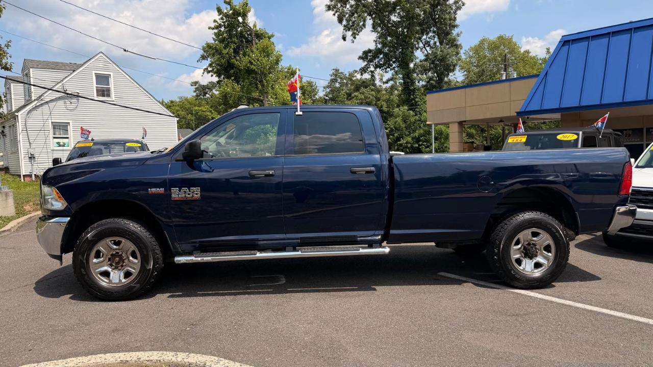 RAM 2500 Tradesman Crew Cab LWB 4WD 2017