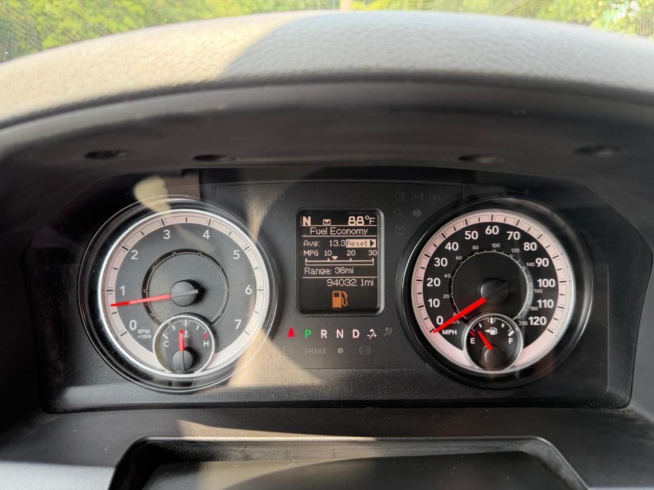RAM 2500 Tradesman Crew Cab LWB 4WD 2017