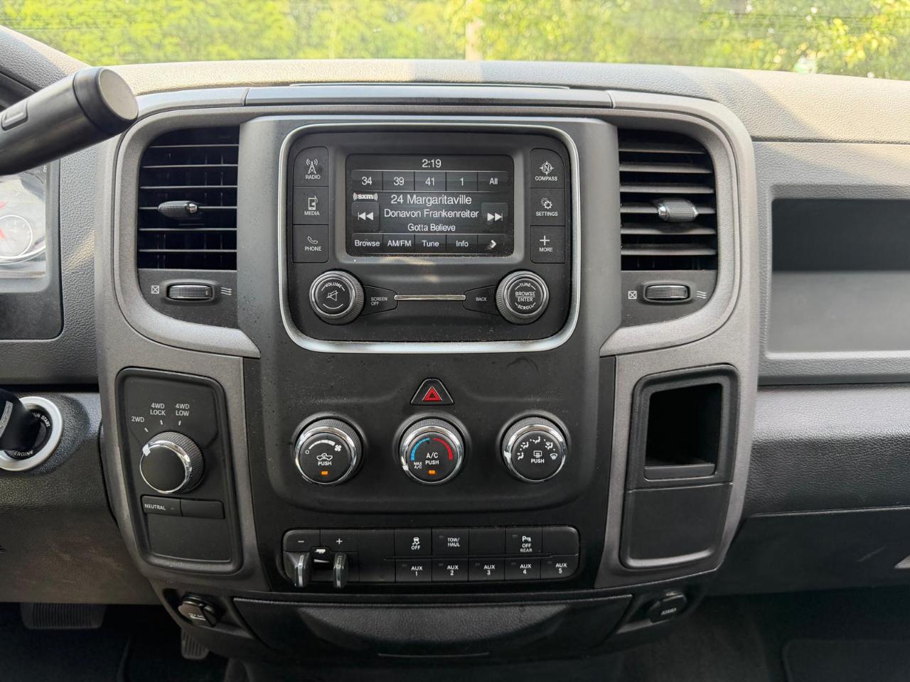 RAM 2500 Tradesman Crew Cab LWB 4WD 2017