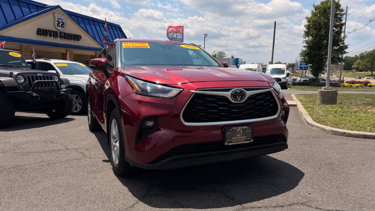 Toyota Highlander LE AWD V6 2022
