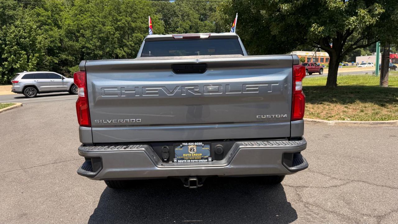 Chevrolet Silverado 1500 Custom Double Cab 2WD 2021