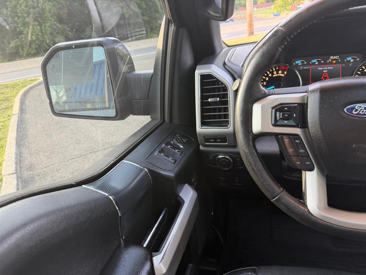 Ford F-150 XLT SuperCrew 5.5-ft. Bed 4WD 2018