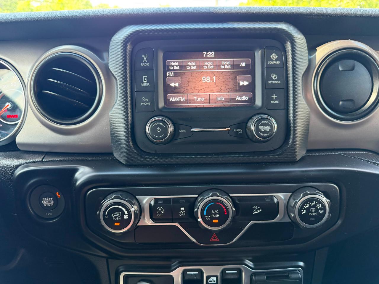 Jeep Wrangler Unlimited Sport 2020