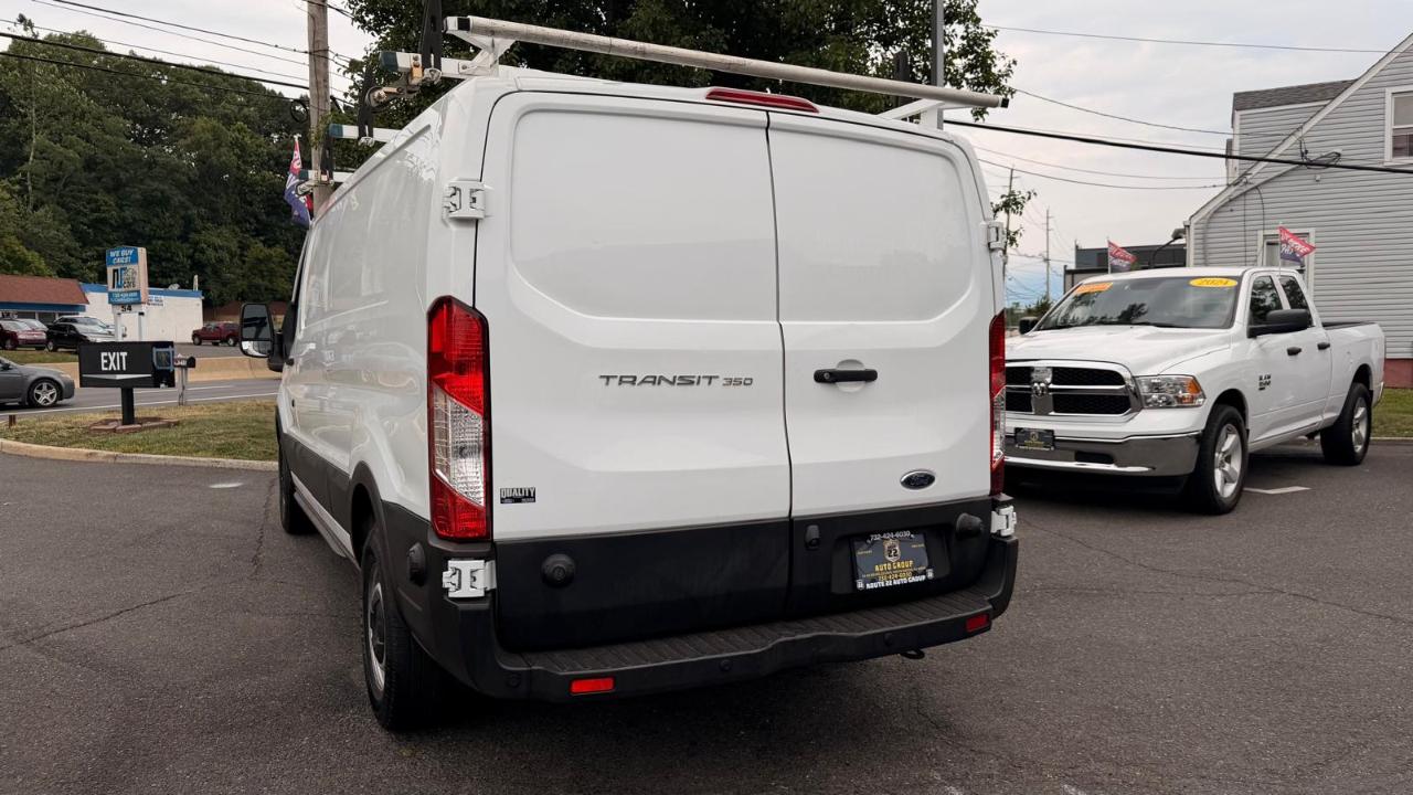 Ford Transit 350 Van Low Roof w/Sliding Pass. 148-in. WB 2019