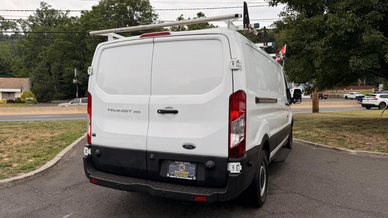 Ford Transit 350 Van Low Roof w/Sliding Pass. 148-in. WB 2019
