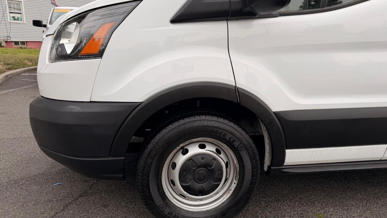 Ford Transit 350 Van Low Roof w/Sliding Pass. 148-in. WB 2019