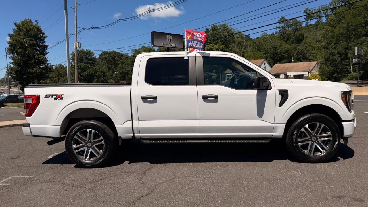 Ford F-150 Lariat SuperCrew 5.5-ft. Bed 4WD 2023