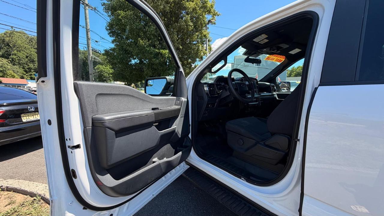 Ford F-150 Lariat SuperCrew 5.5-ft. Bed 4WD 2023