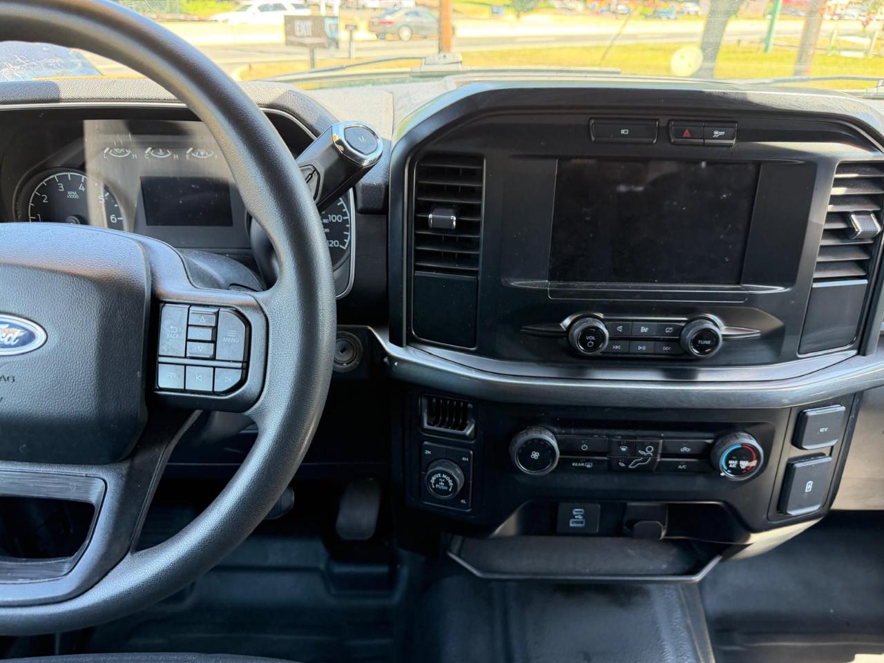 Ford F-150 Lariat SuperCrew 5.5-ft. Bed 4WD 2023