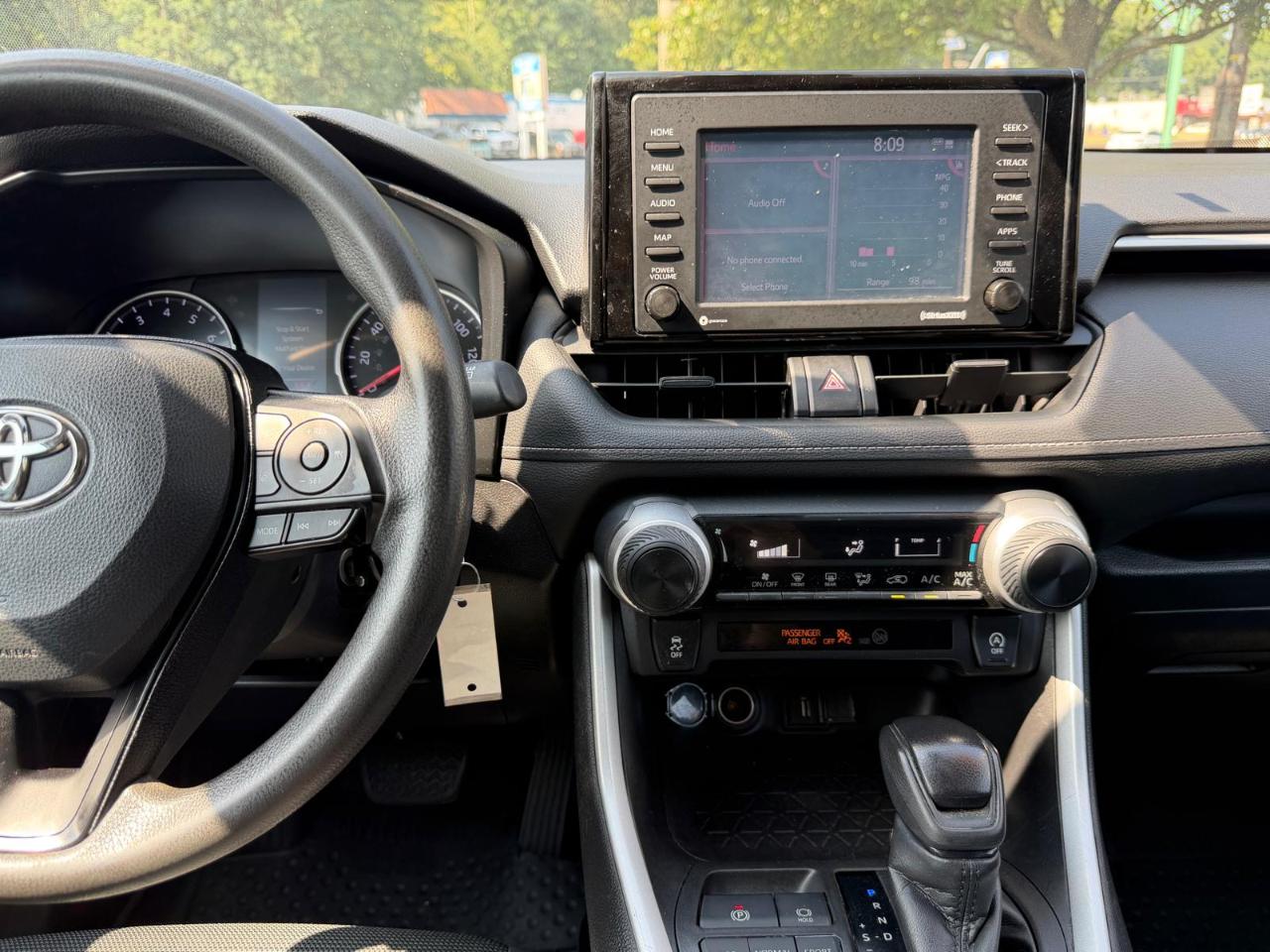 Toyota RAV4 LE AWD 2021