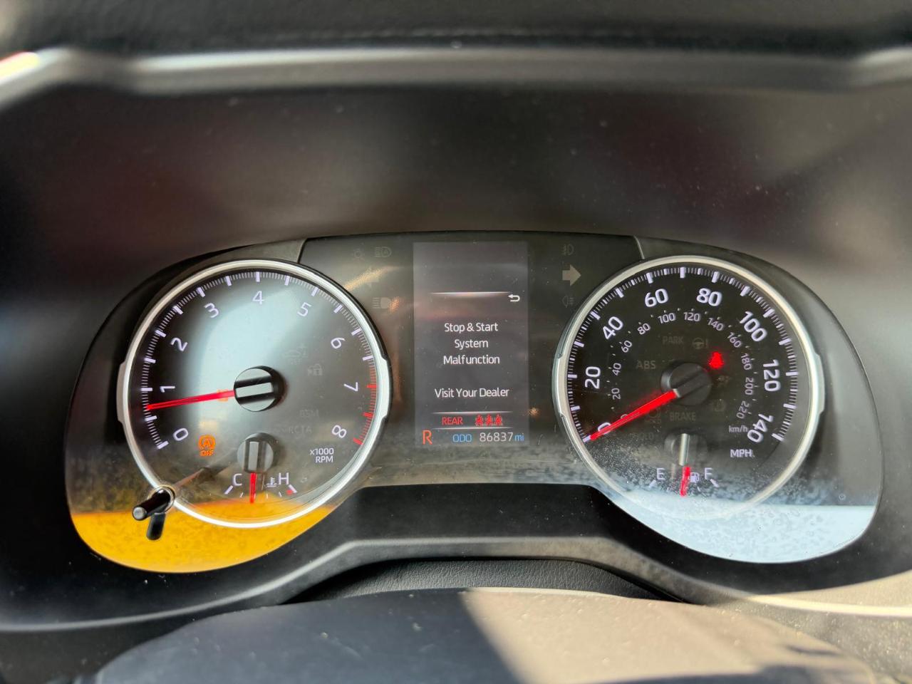 Toyota RAV4 LE AWD 2021
