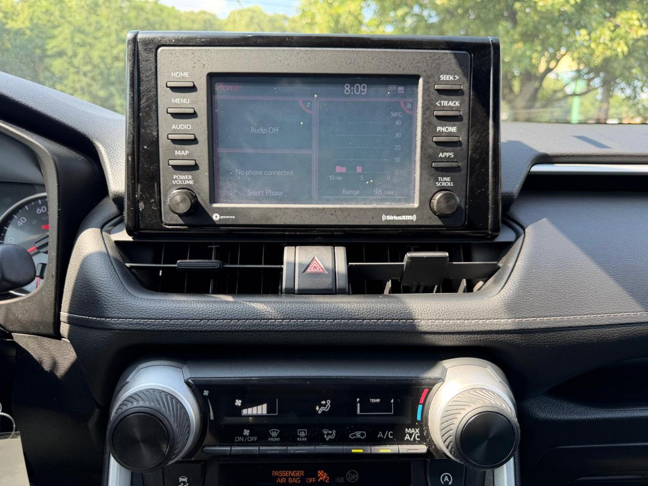 Toyota RAV4 LE AWD 2021