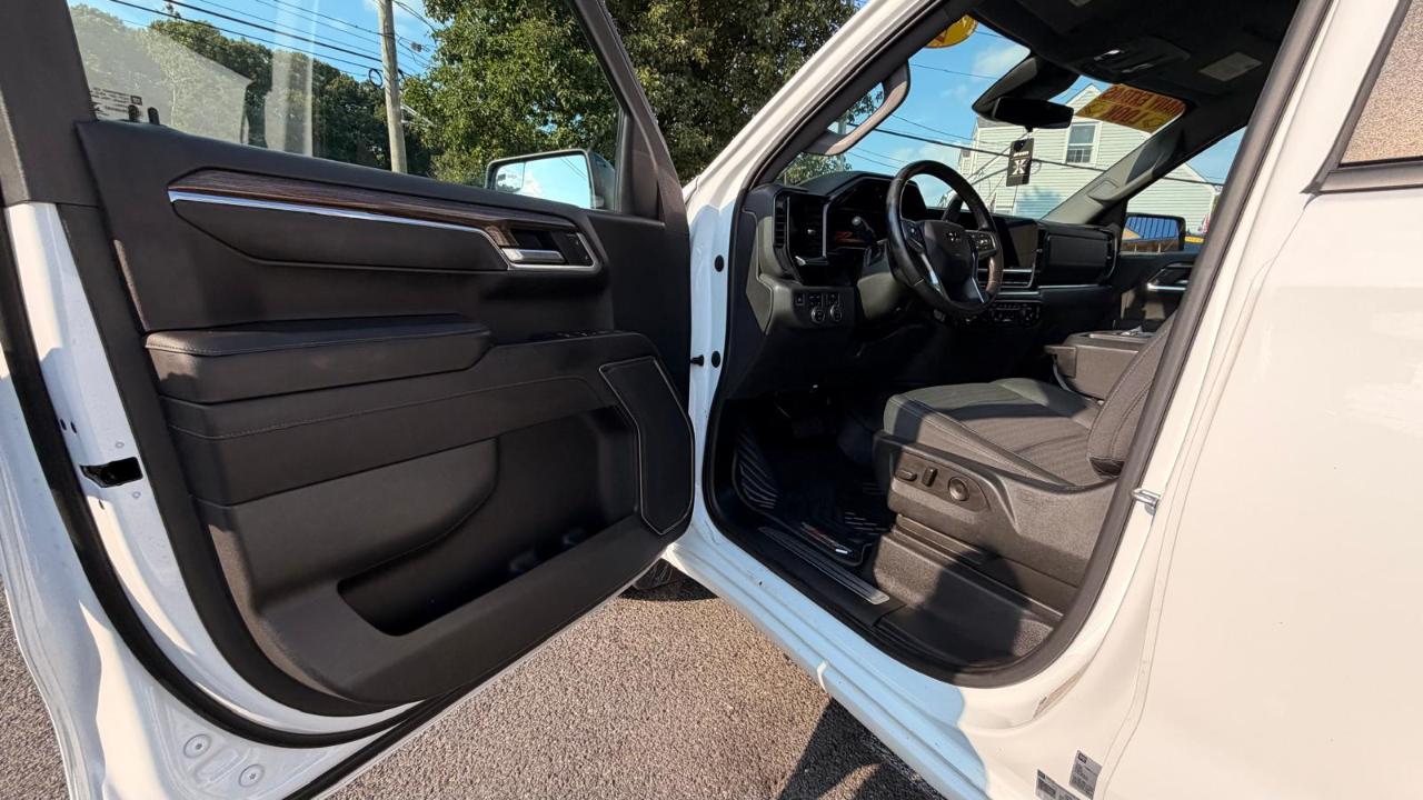 Chevrolet Silverado 1500 RST Crew Cab 4WD 2022