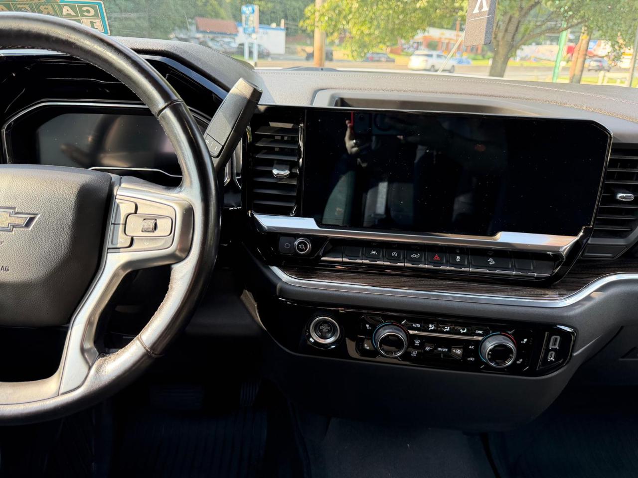 Chevrolet Silverado 1500 RST Crew Cab 4WD 2022