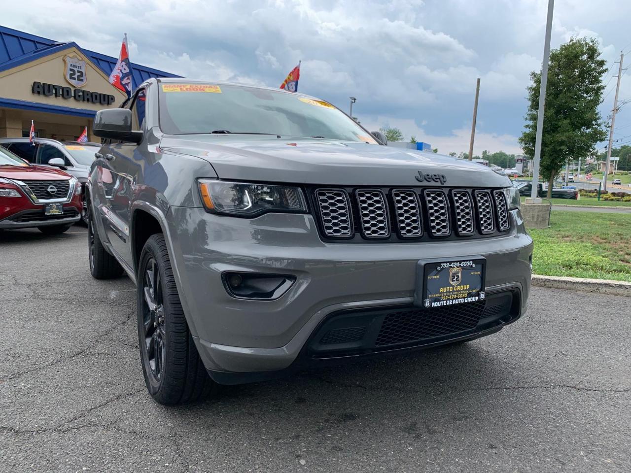 Jeep Grand Cherokee Laredo 4WD 2020