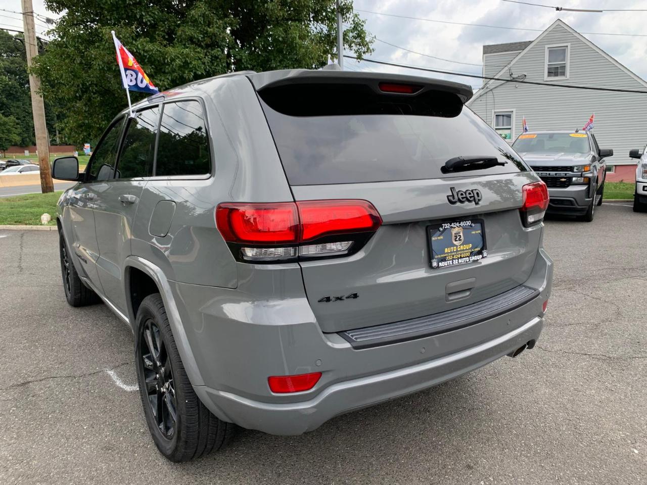 Jeep Grand Cherokee Laredo 4WD 2020