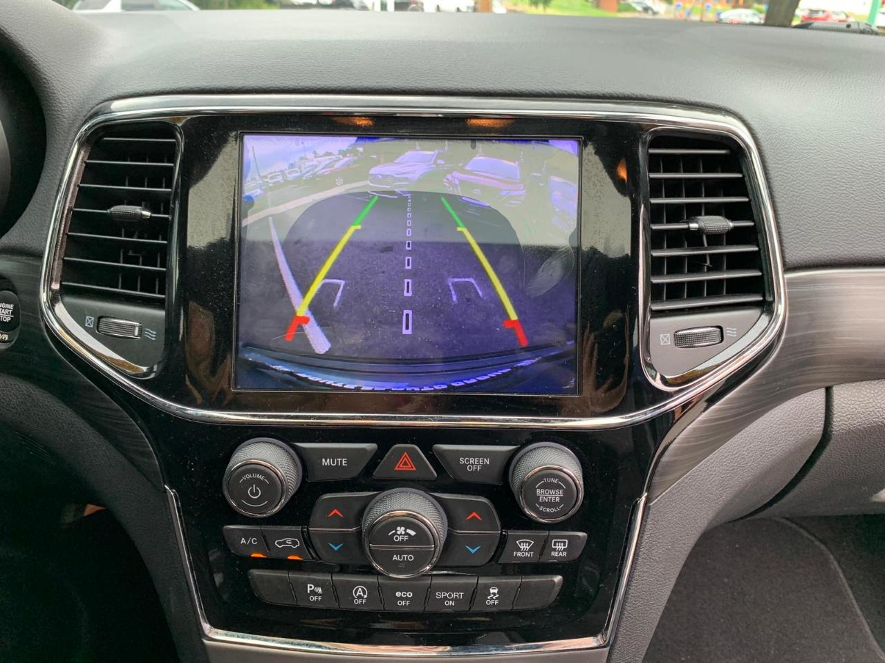Jeep Grand Cherokee Laredo 4WD 2020