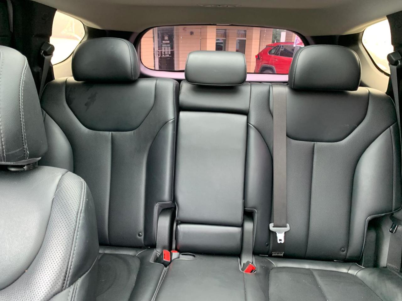 Hyundai Santa Fe SEL AWC w/Premium Package 2023