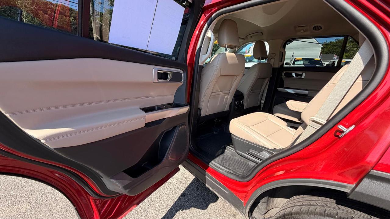 Ford Explorer XLT AWD 2022