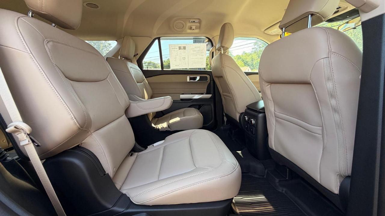 Ford Explorer XLT AWD 2022