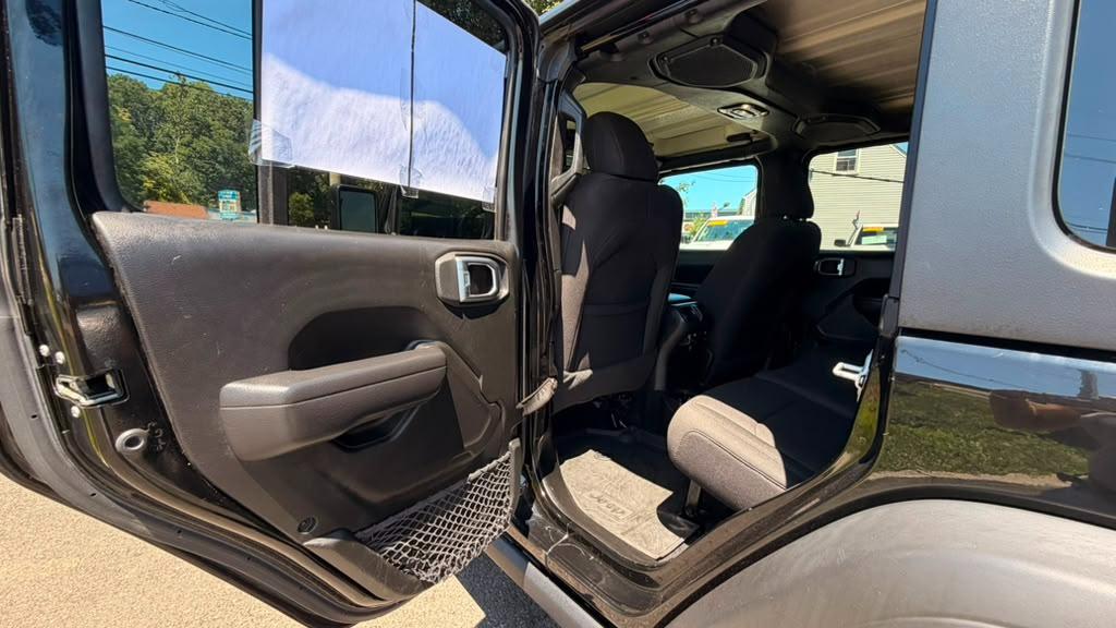 Jeep Wrangler Unlimited Sport 2022