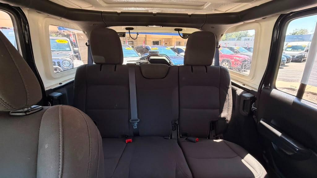 Jeep Wrangler Unlimited Sport 2022