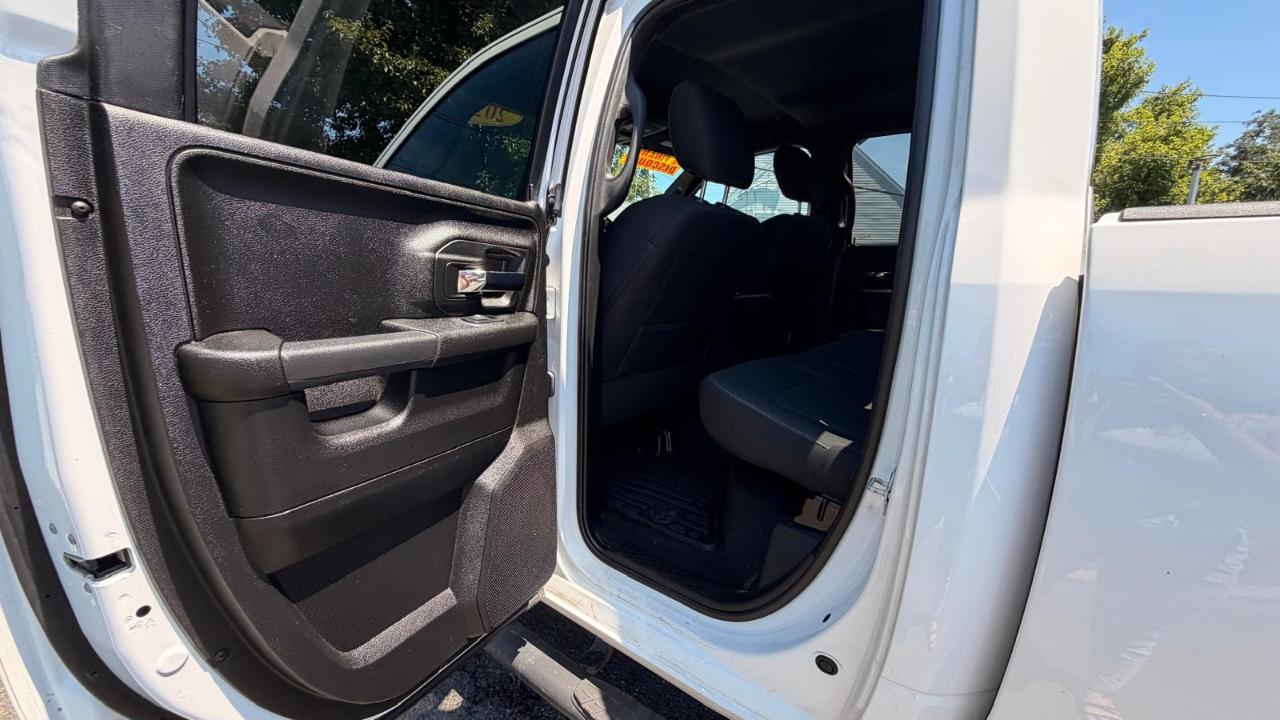RAM 1500 SLT Quad Cab 4WD 2021
