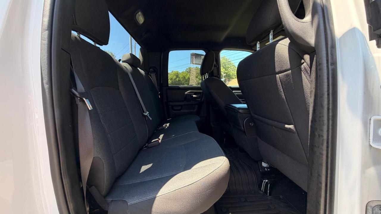 RAM 1500 SLT Quad Cab 4WD 2021