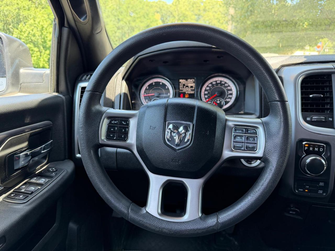 RAM 1500 SLT Quad Cab 4WD 2021