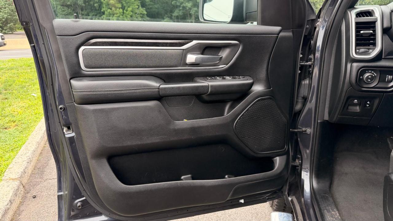 RAM 1500 Big Horn Quad Cab 4WD 2020