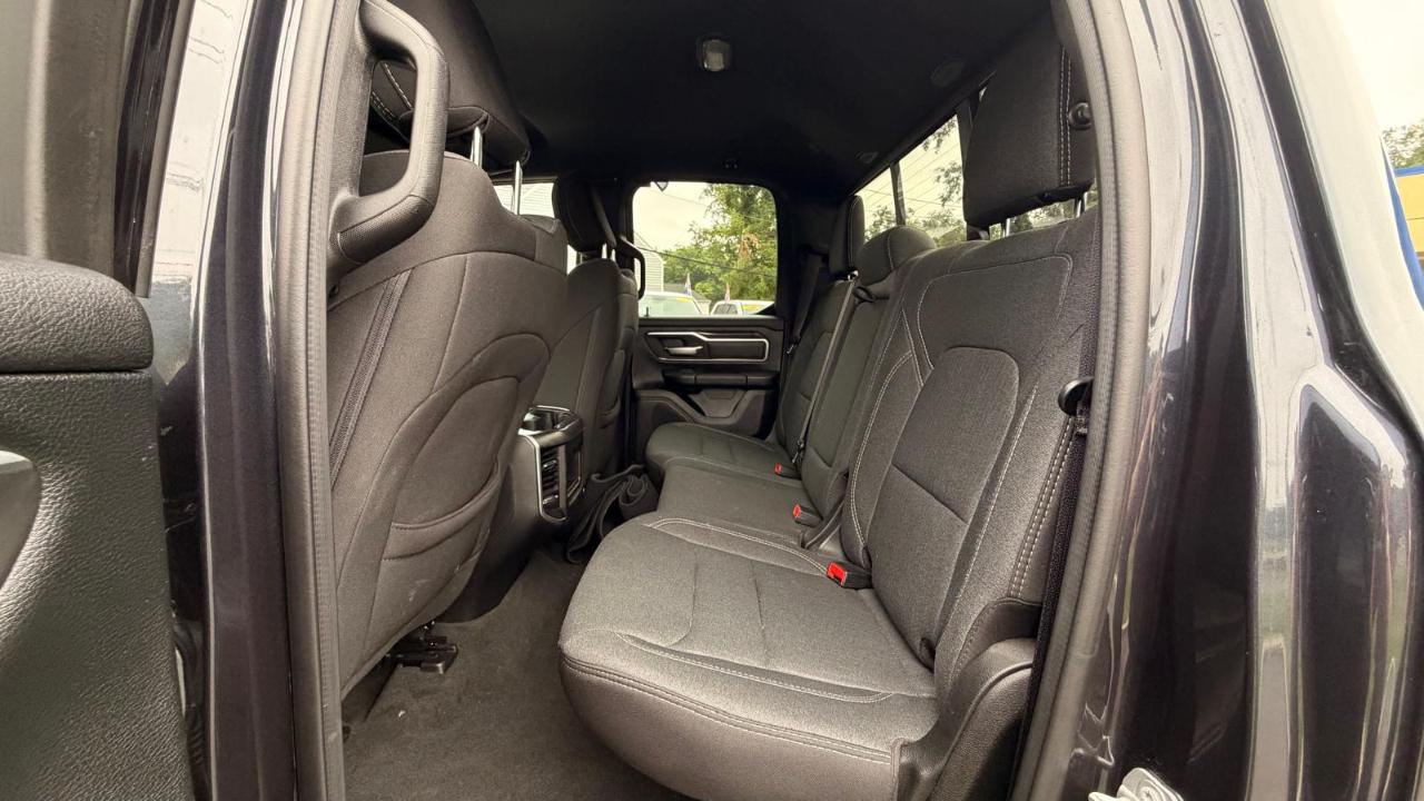 RAM 1500 Big Horn Quad Cab 4WD 2020