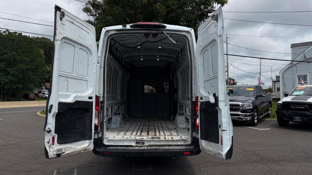 Ford Transit 250 Van High Roof w/Sliding Pass. 148-in. WB EL 2020