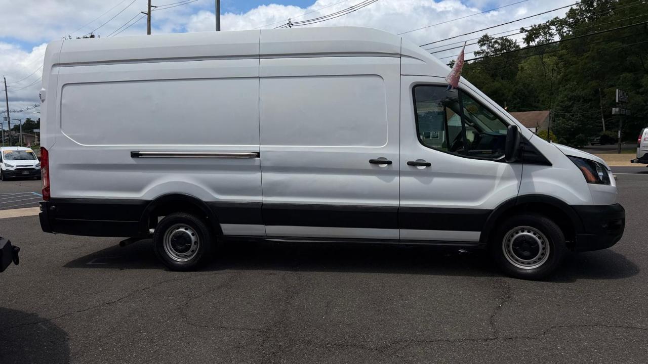 Ford Transit 250 Van High Roof w/Sliding Pass. 148-in. WB EL 2020
