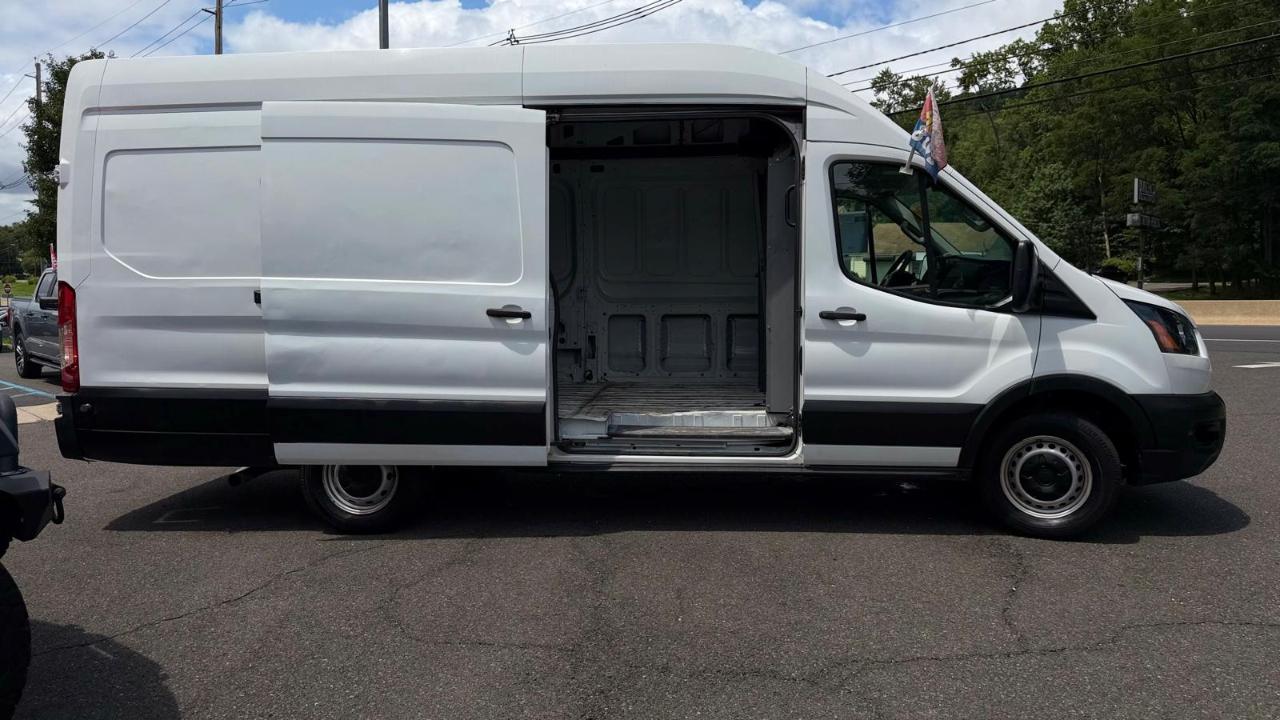 Ford Transit 250 Van High Roof w/Sliding Pass. 148-in. WB EL 2020