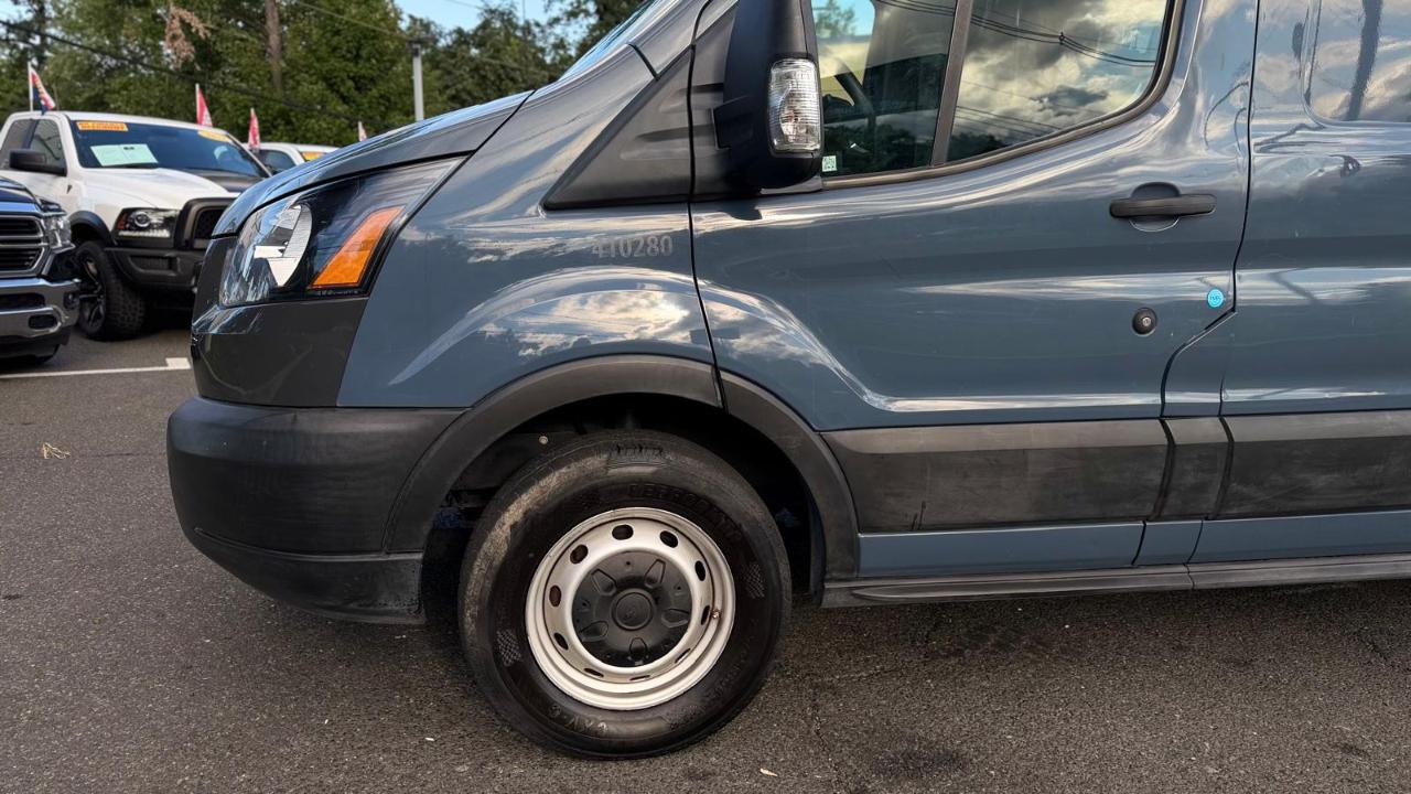 Ford Transit 250 Van High Roof w/Sliding Pass. 148-in. WB EL 2019