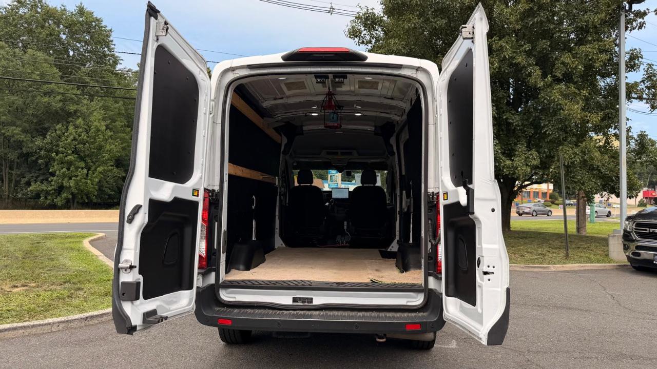 Ford Transit 250 Van 2023