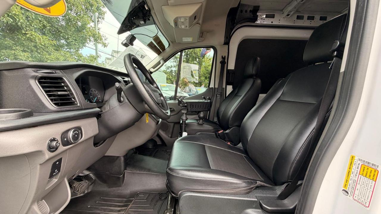 Ford Transit 250 Van 2023