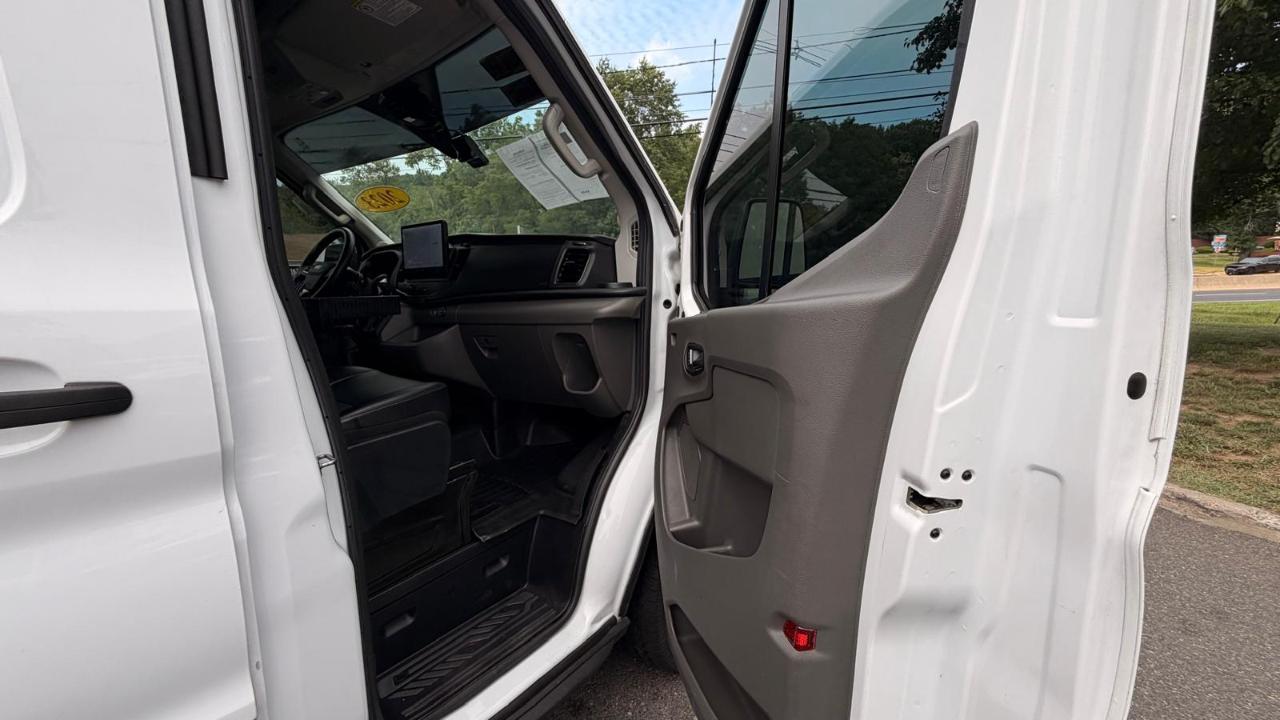 Ford Transit 250 Van 2023