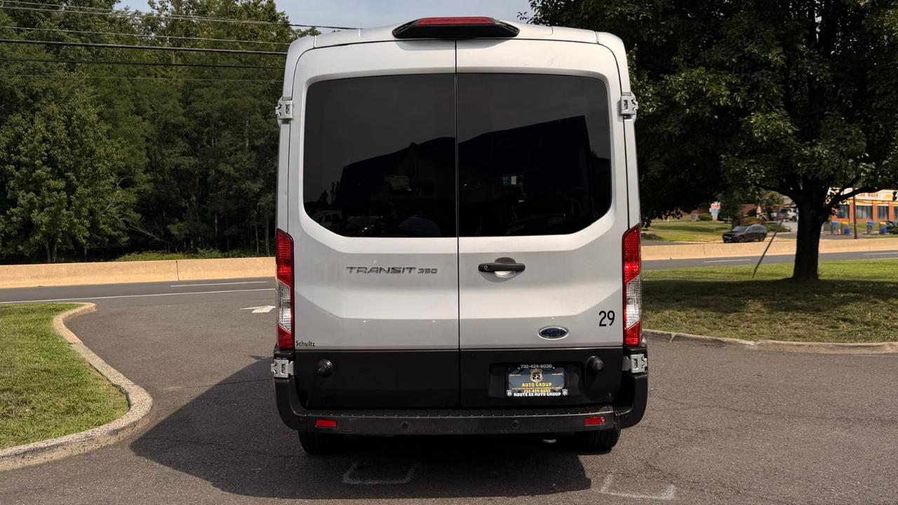 Ford Transit 350 Wagon Med. Roof XL w/Sliding Pass. 148-in. WB 2019