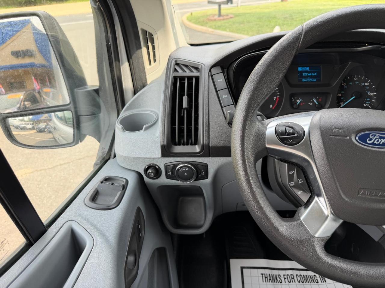 Ford Transit 350 Wagon Med. Roof XL w/Sliding Pass. 148-in. WB 2019