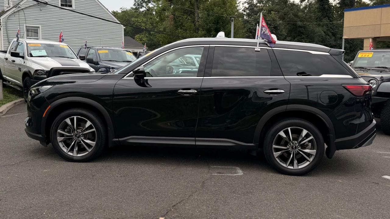 Infiniti QX60 LUXE AWD 2022