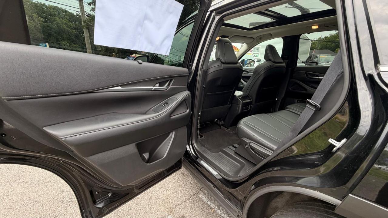Infiniti QX60 LUXE AWD 2022